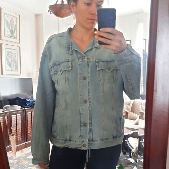 Levi's Other - LEVI'S Vintage Trucker / Bomber denim jacket 70550 4 w full snap closure XL